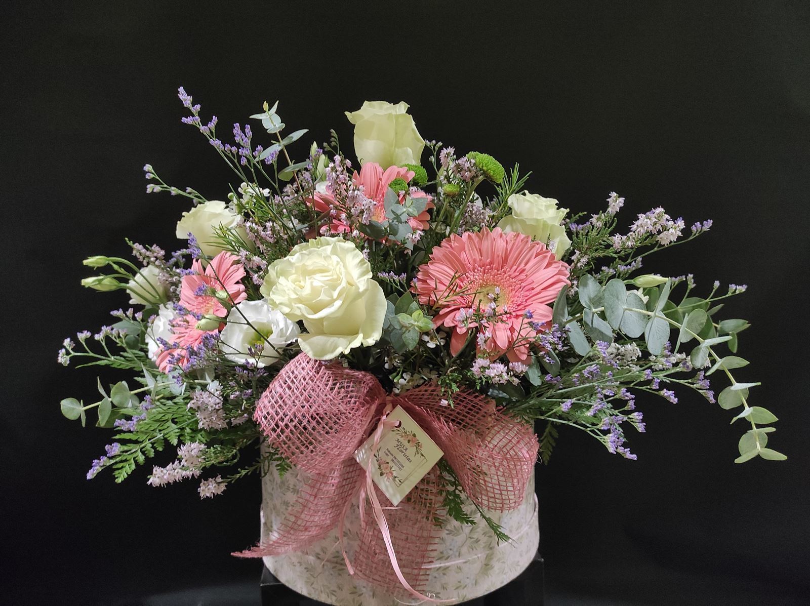 Caja de flores romántica - Imagen 1