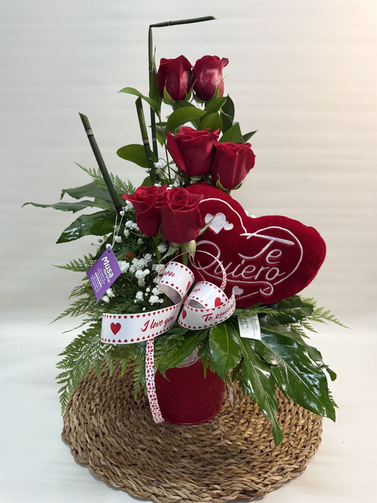 Arreglo floral - Imagen 1