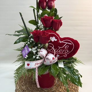 Arreglo floral - Imagen 1