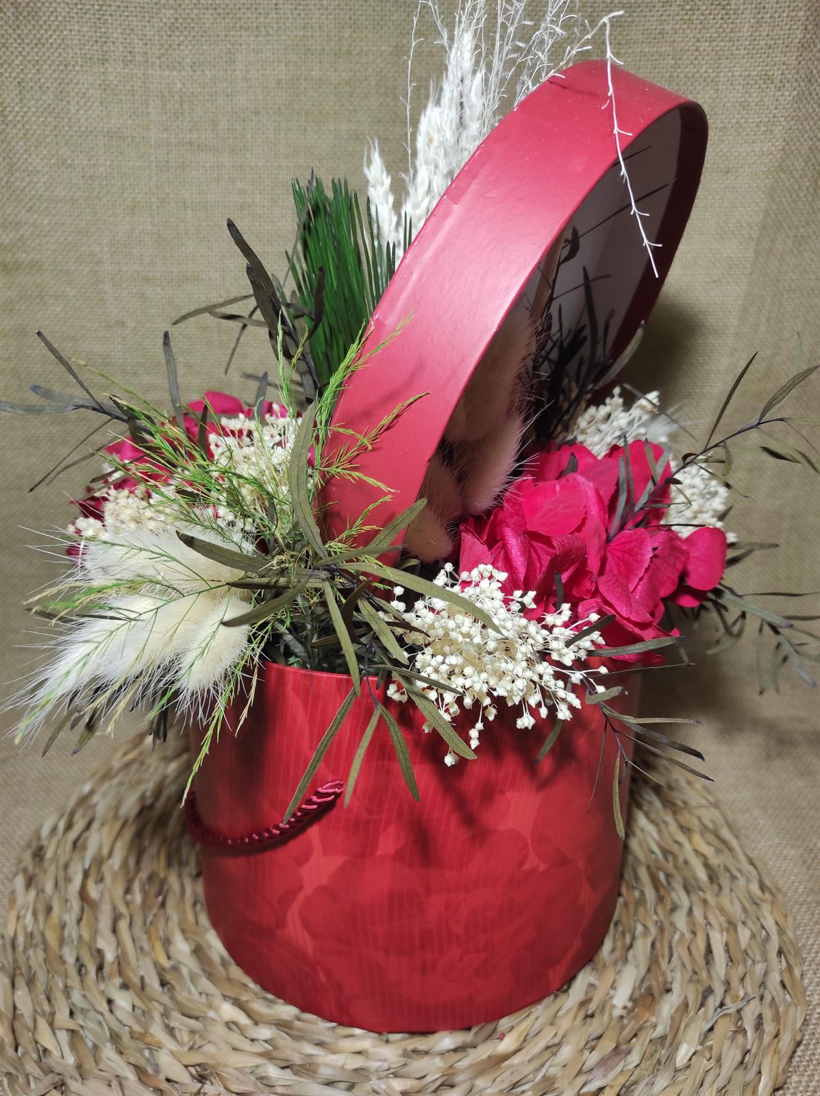Caja con flor preservada roja - Imagen 4