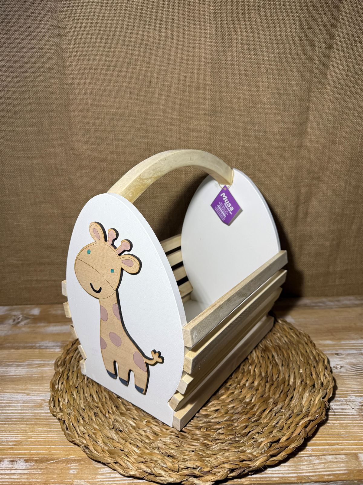 Caja de madera beis con jirafa - Imagen 2