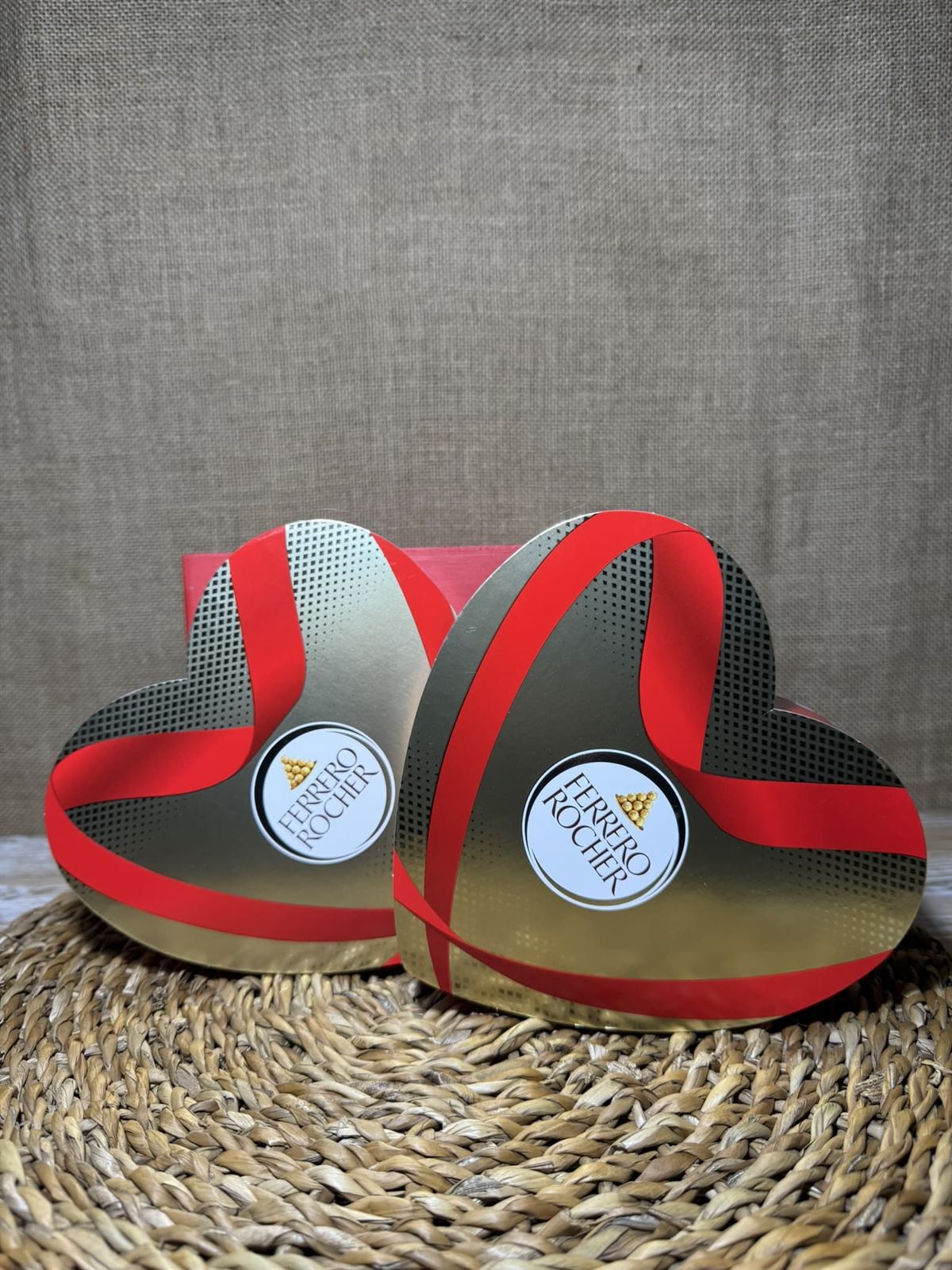 Caja Ferrero corazón - Imagen 1