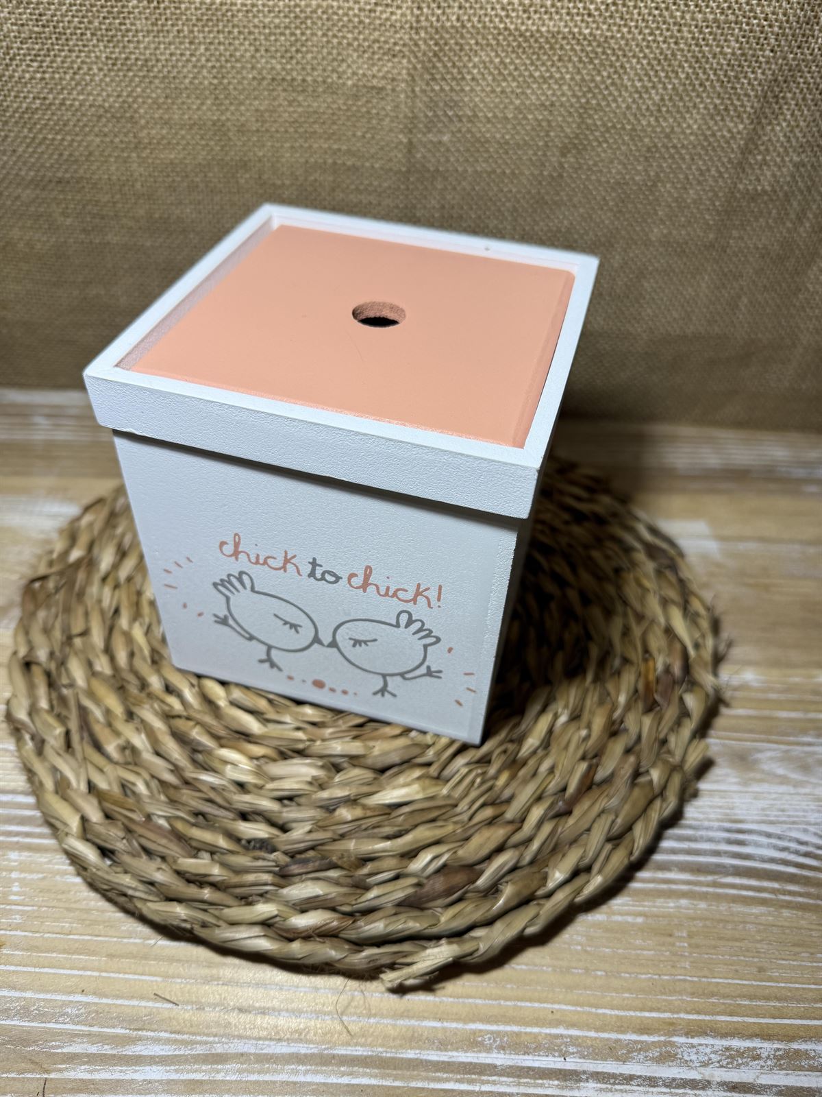 Caja naranja pequeña pollito - Imagen 2