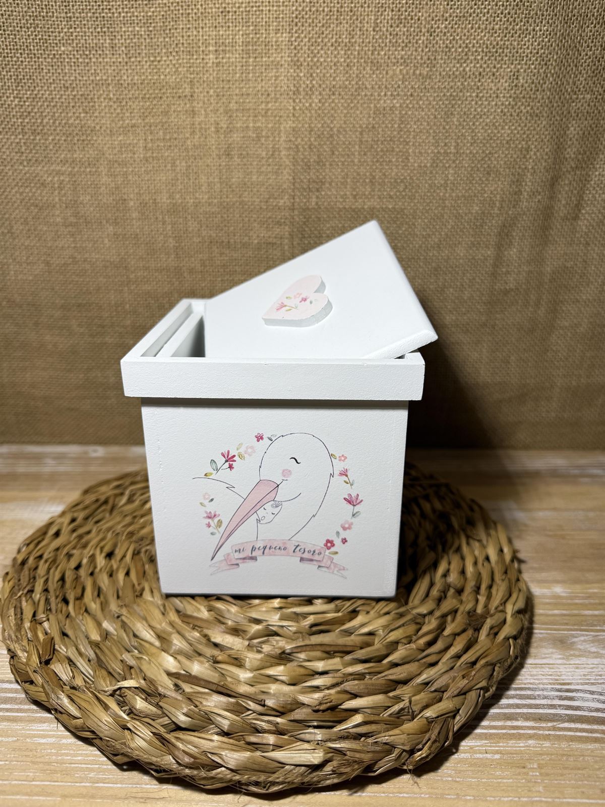 Caja pequeña rosa - Imagen 1