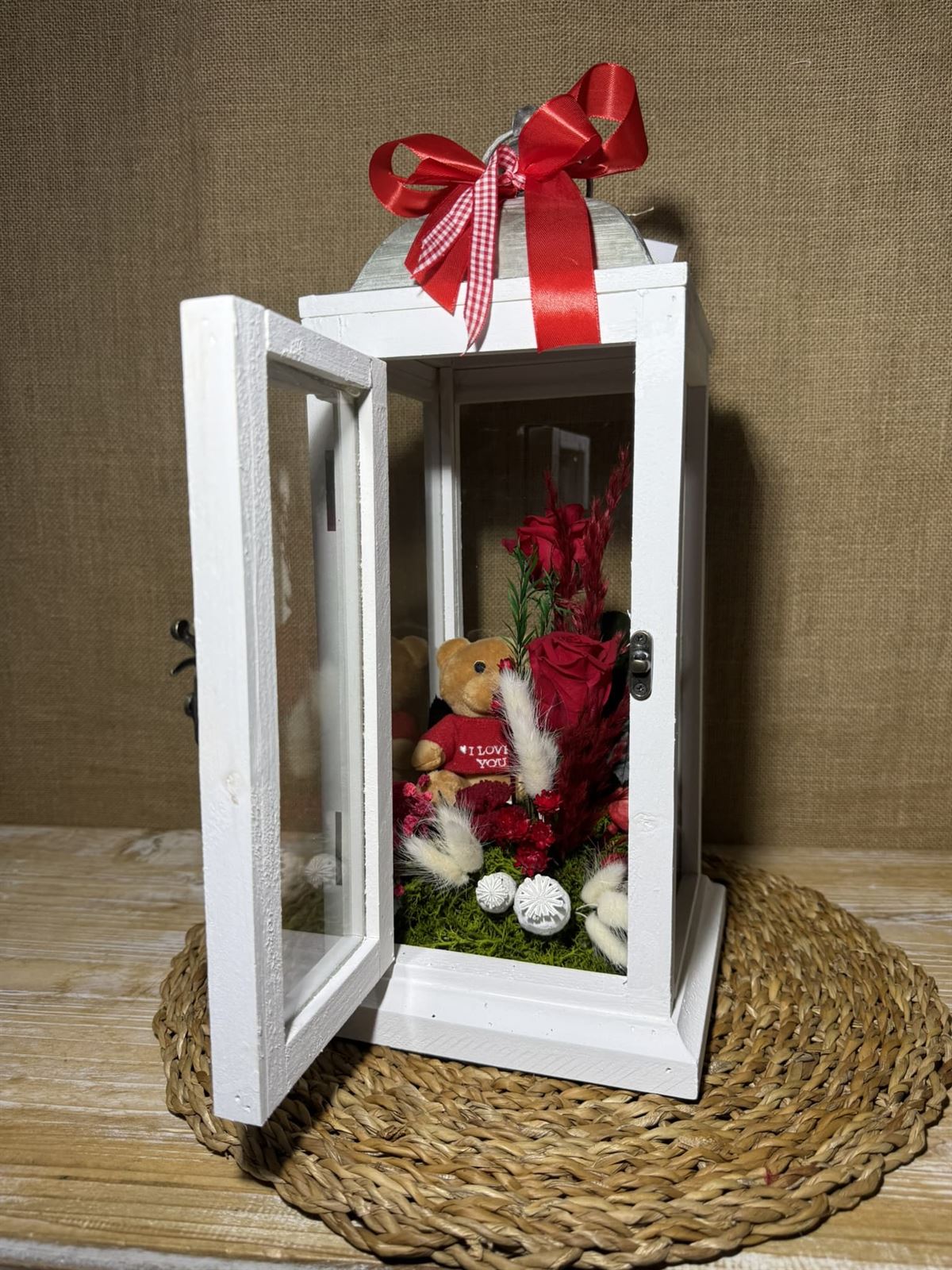 Candelabro blanco en tonos rojos peluche - Imagen 3