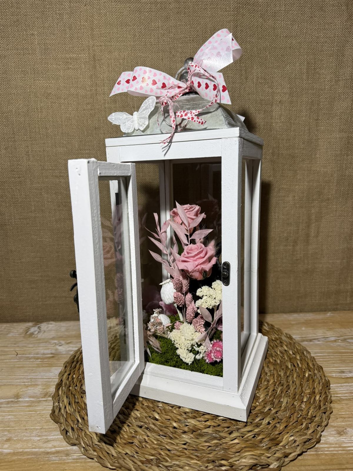 Candelabro blanco en tonos rosas - Imagen 5