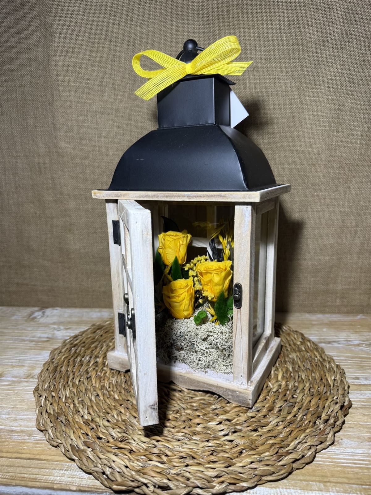 Candelabro marrón en tonos amarillos - Imagen 3