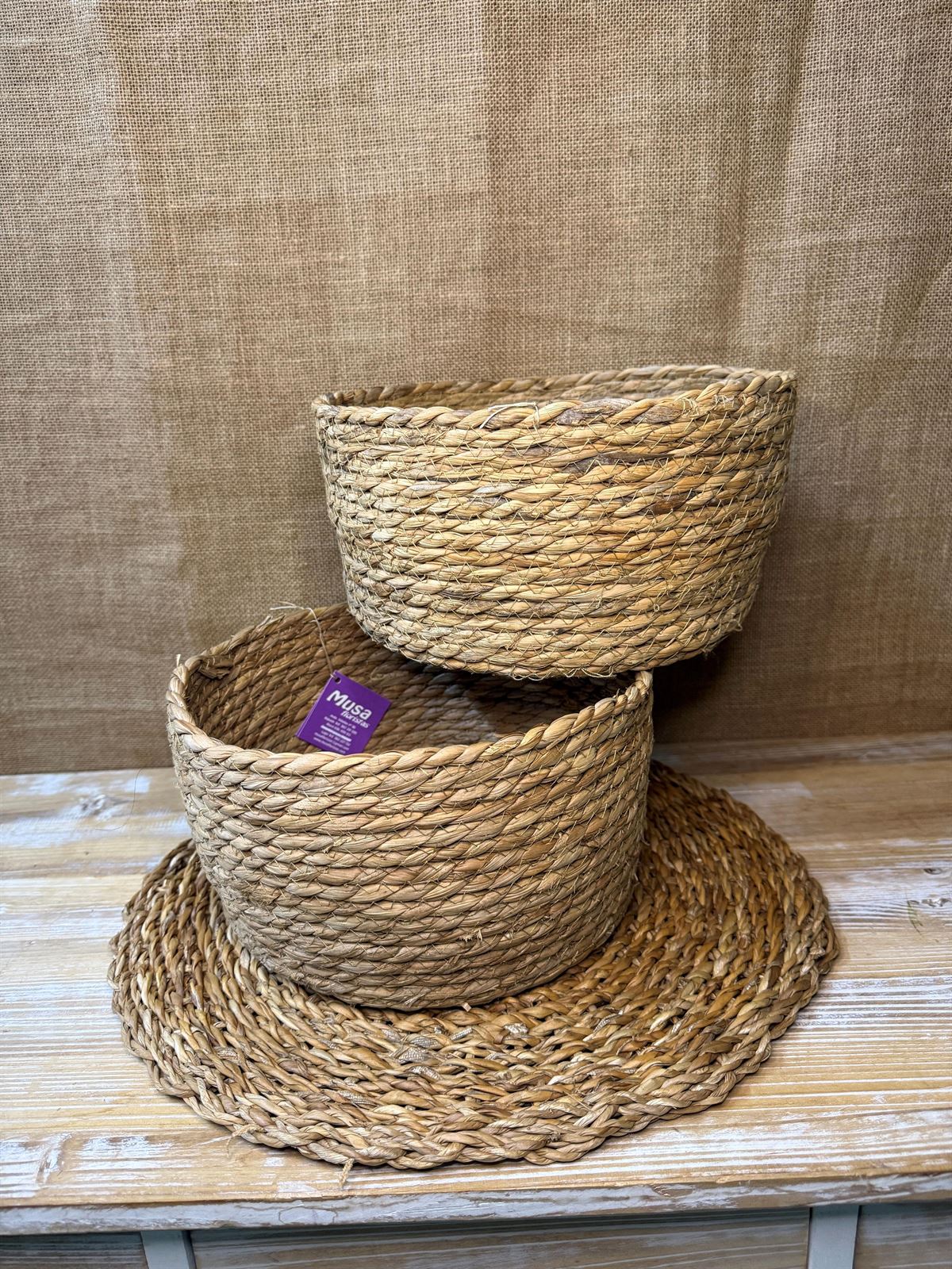 Cesta marrón - Imagen 1
