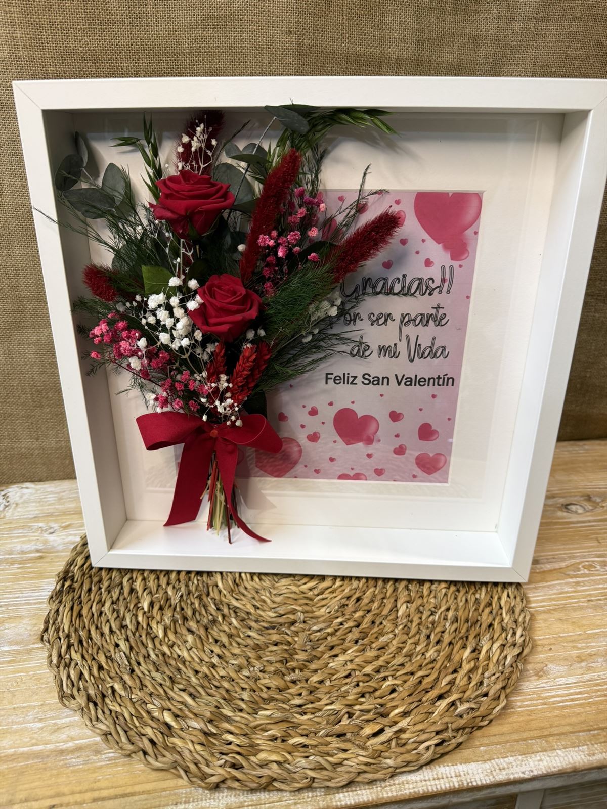 Cuadro rojo grande con frase (B) - Imagen 3