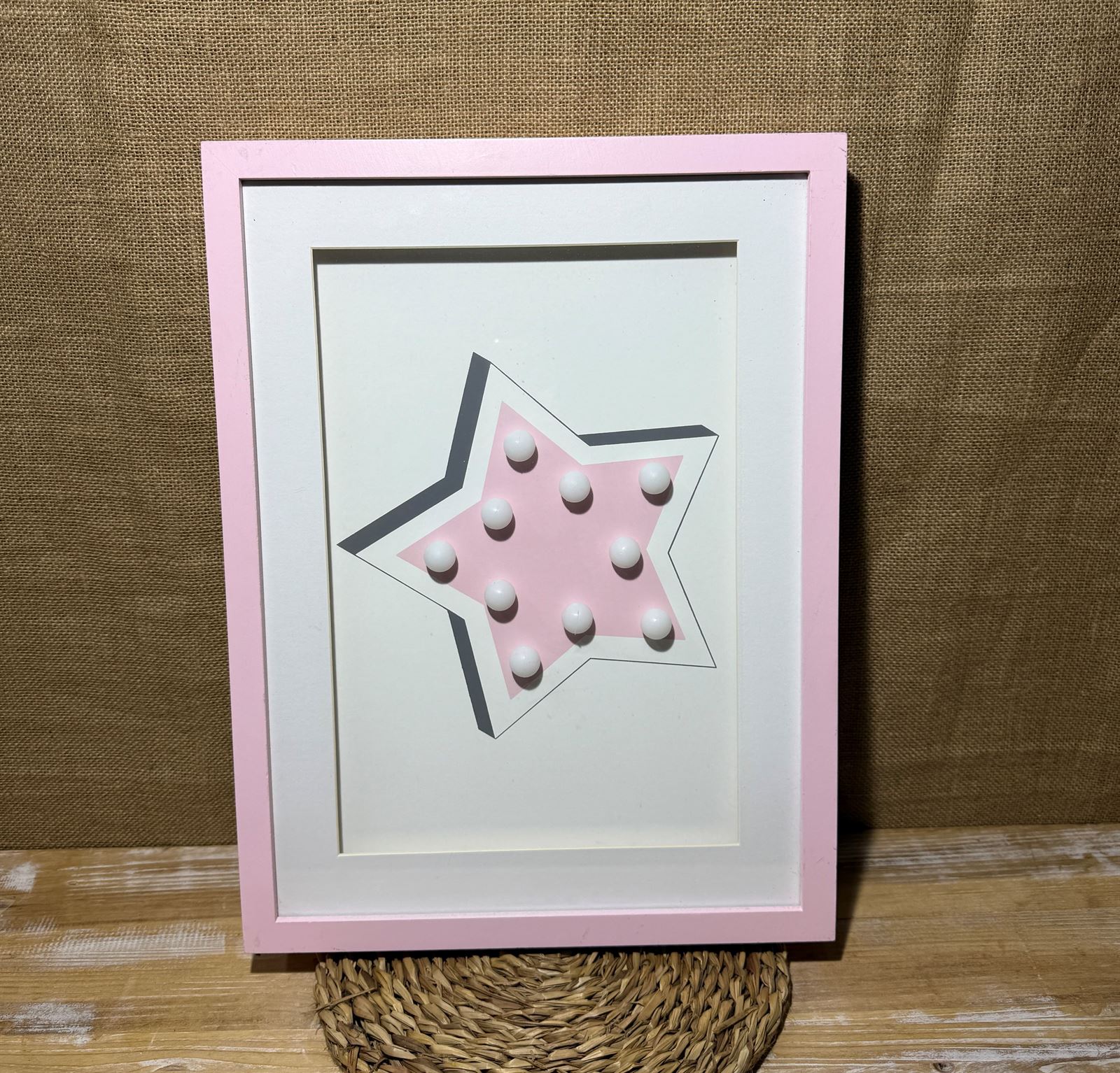 Cuadro rosa con luz - Imagen 1