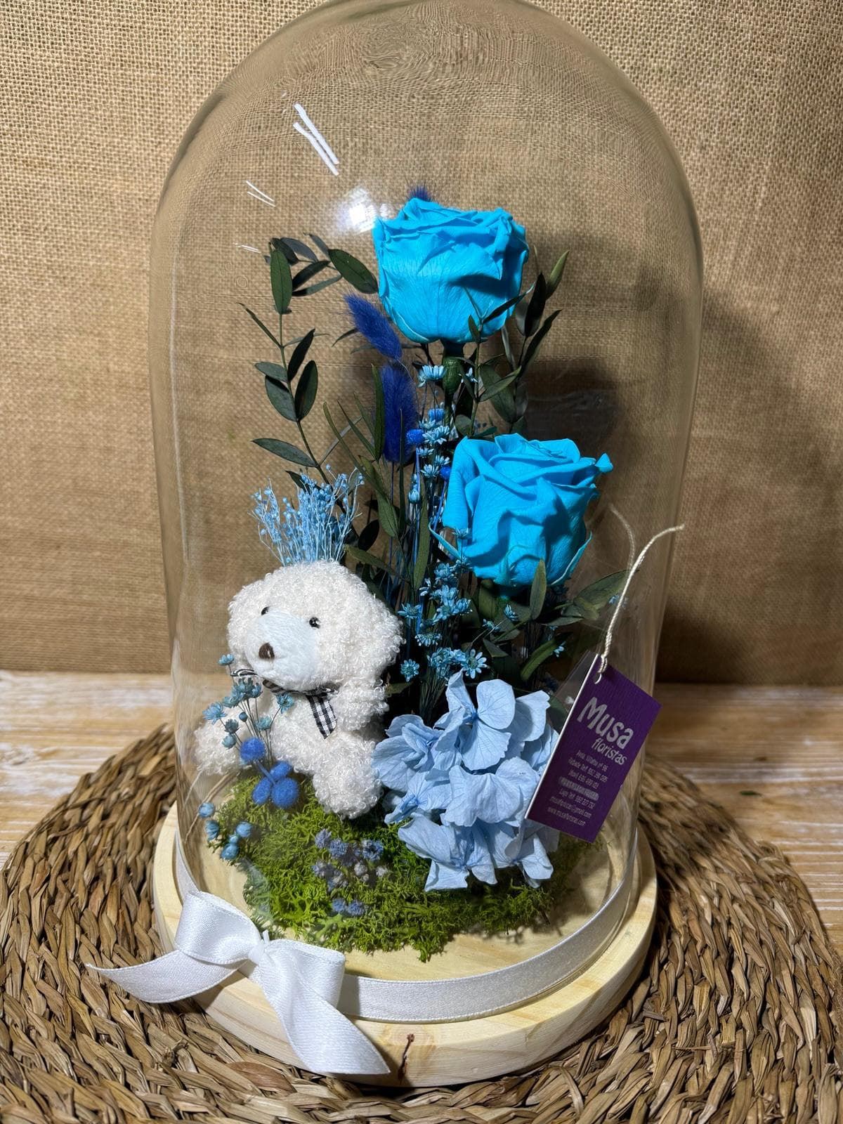 Cúpula en tonos azul con peluche - Imagen 4