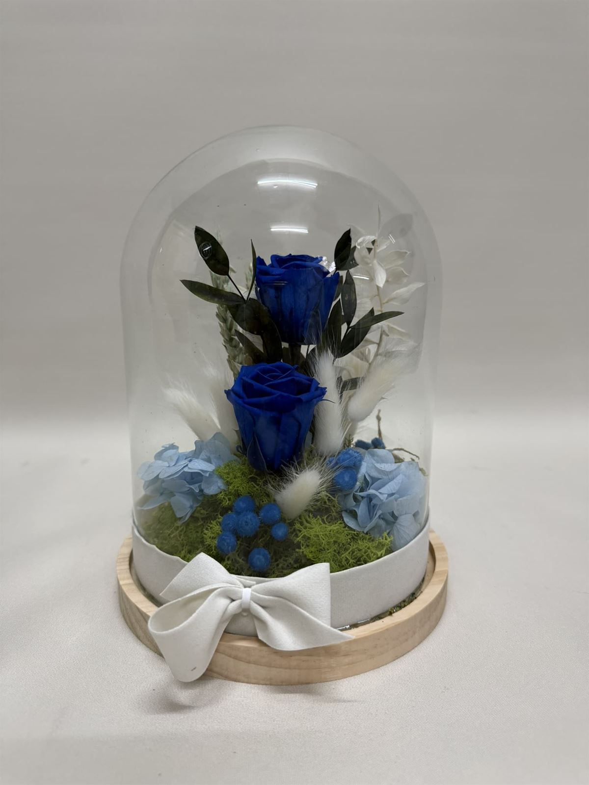 Cúpula en tonos azul oscuro - Imagen 1