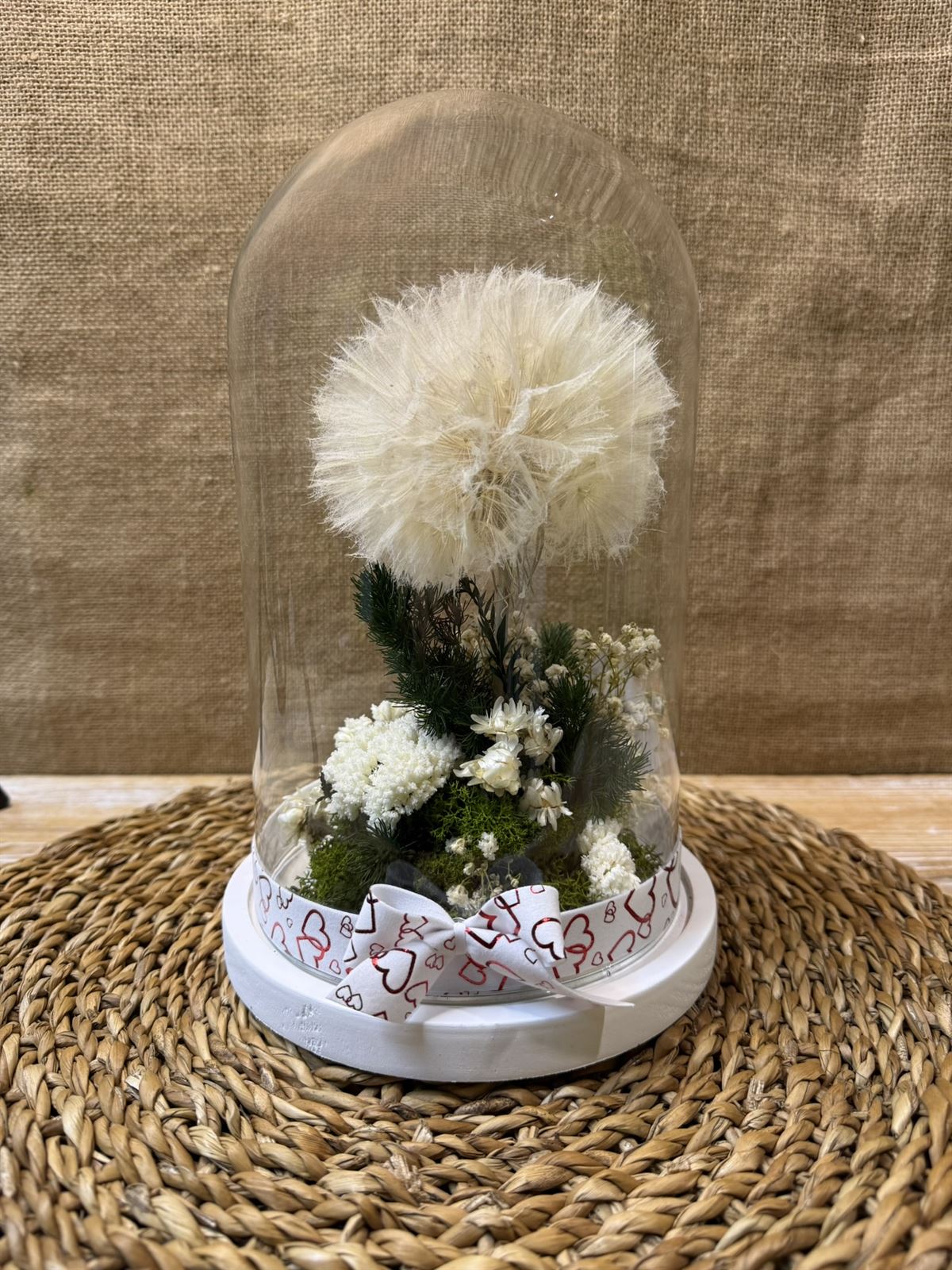 Cúpula en tonos blancos con diente de león - Imagen 3