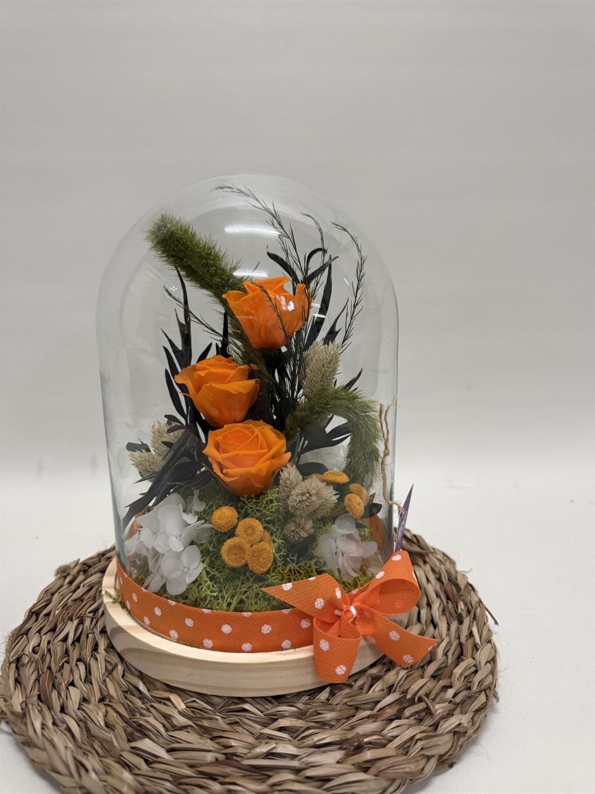 Cúpula en tonos naranjas - Imagen 1