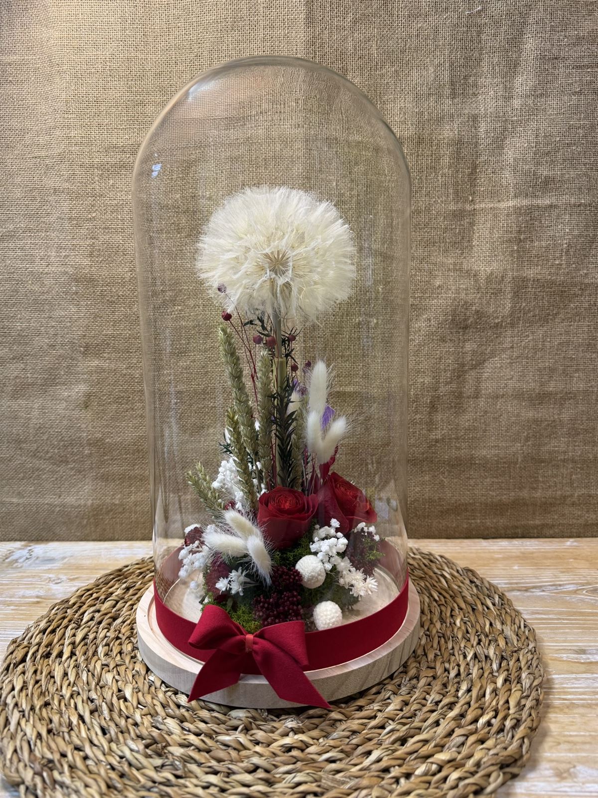 Cúpula en tonos rojos con diente de león - Imagen 2