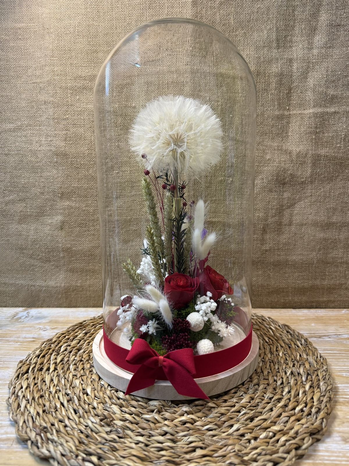 Cúpula en tonos rojos con diente de león - Imagen 3