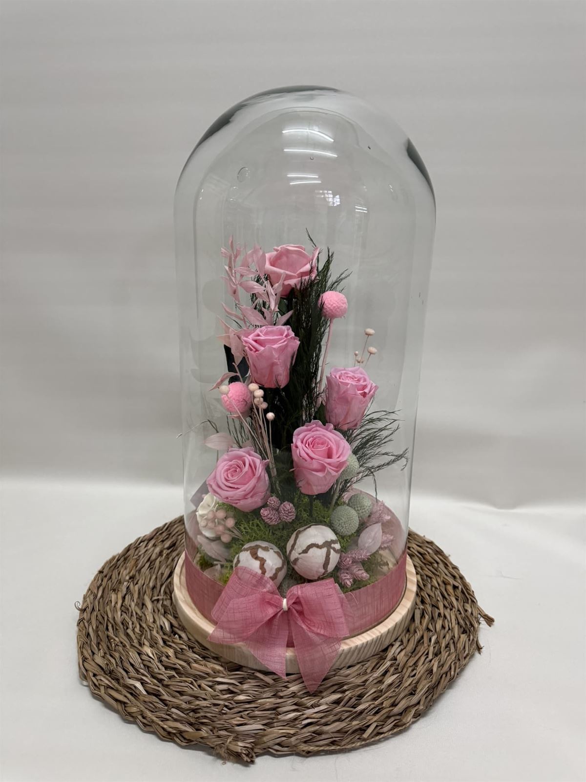 Cúpula en tonos rosa - Imagen 1