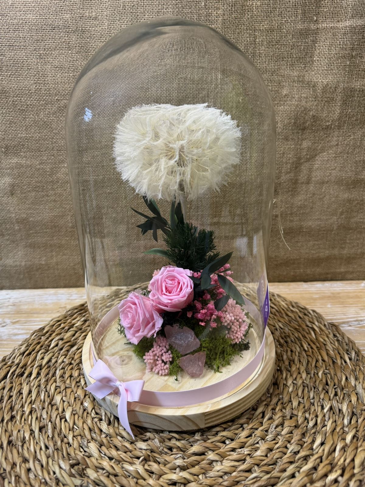 Cúpula en tonos rosas con diente de león - Imagen 3