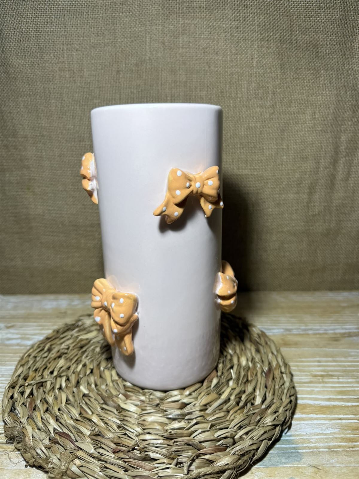 Jarrón de cerámica con lazos - Imagen 3