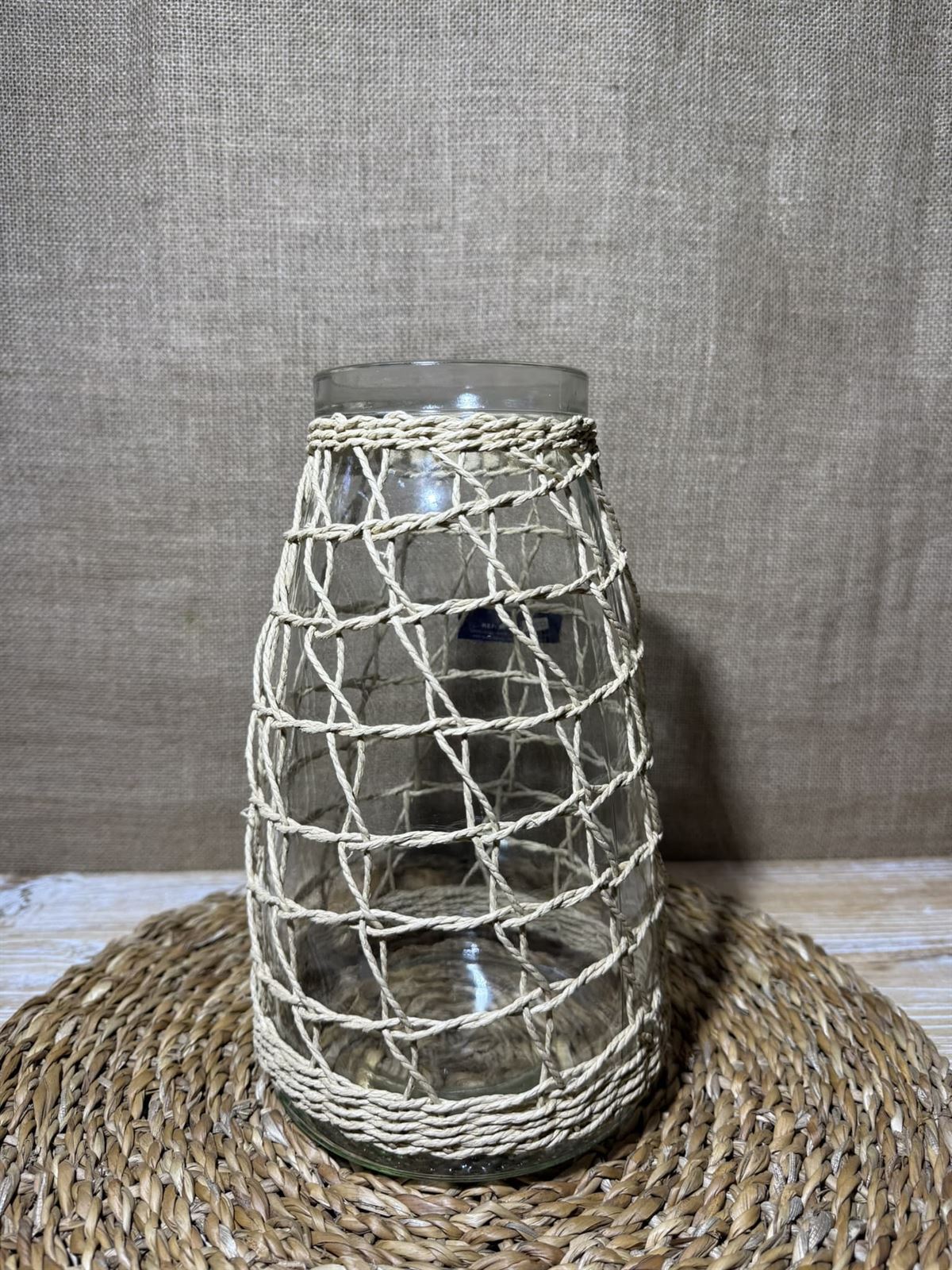 Jarrón de cristal con cuerdas de mimbre - Imagen 4