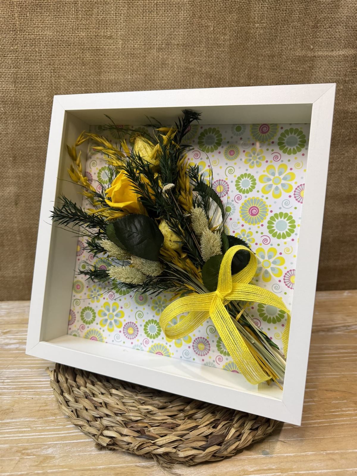 Marco en tonos amarillos - Imagen 2