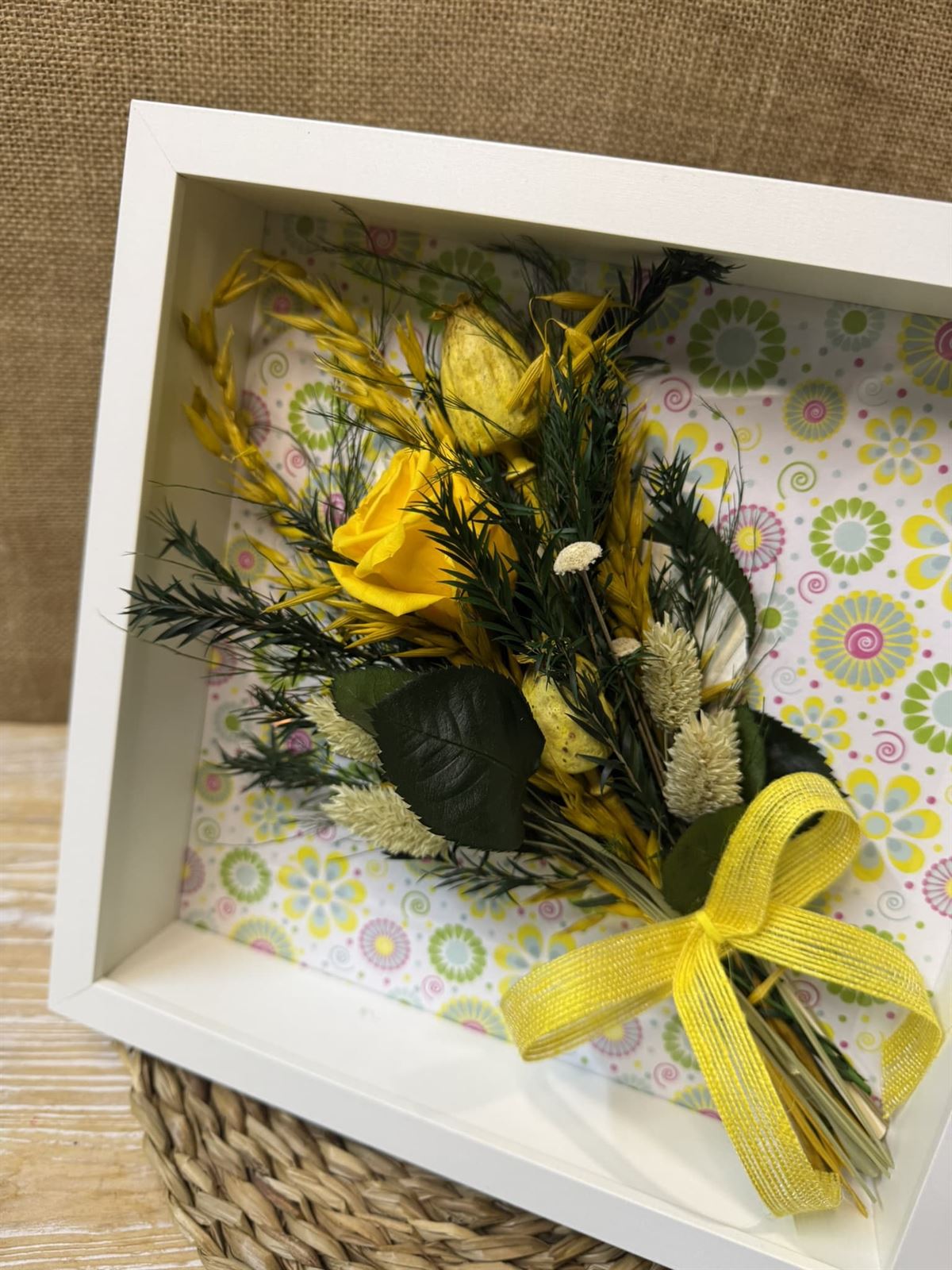 Marco en tonos amarillos - Imagen 3