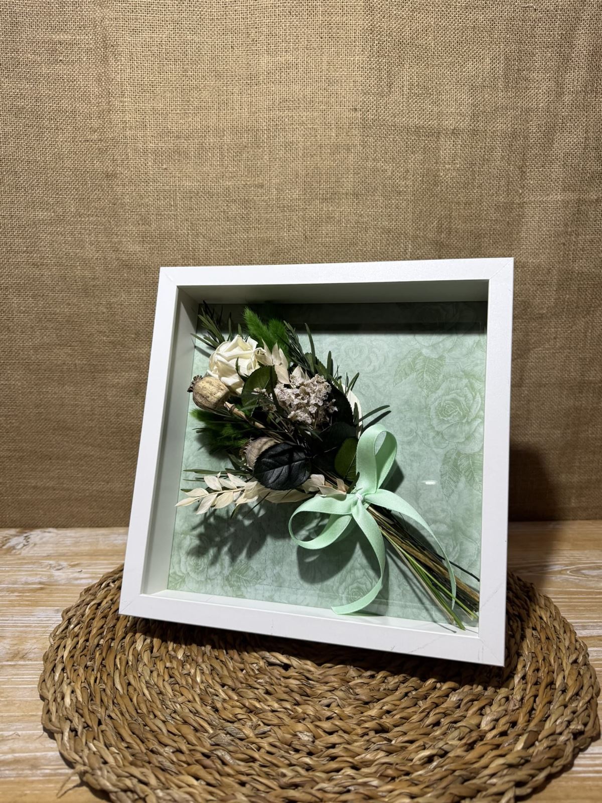 Marco en tonos blancos - Imagen 1