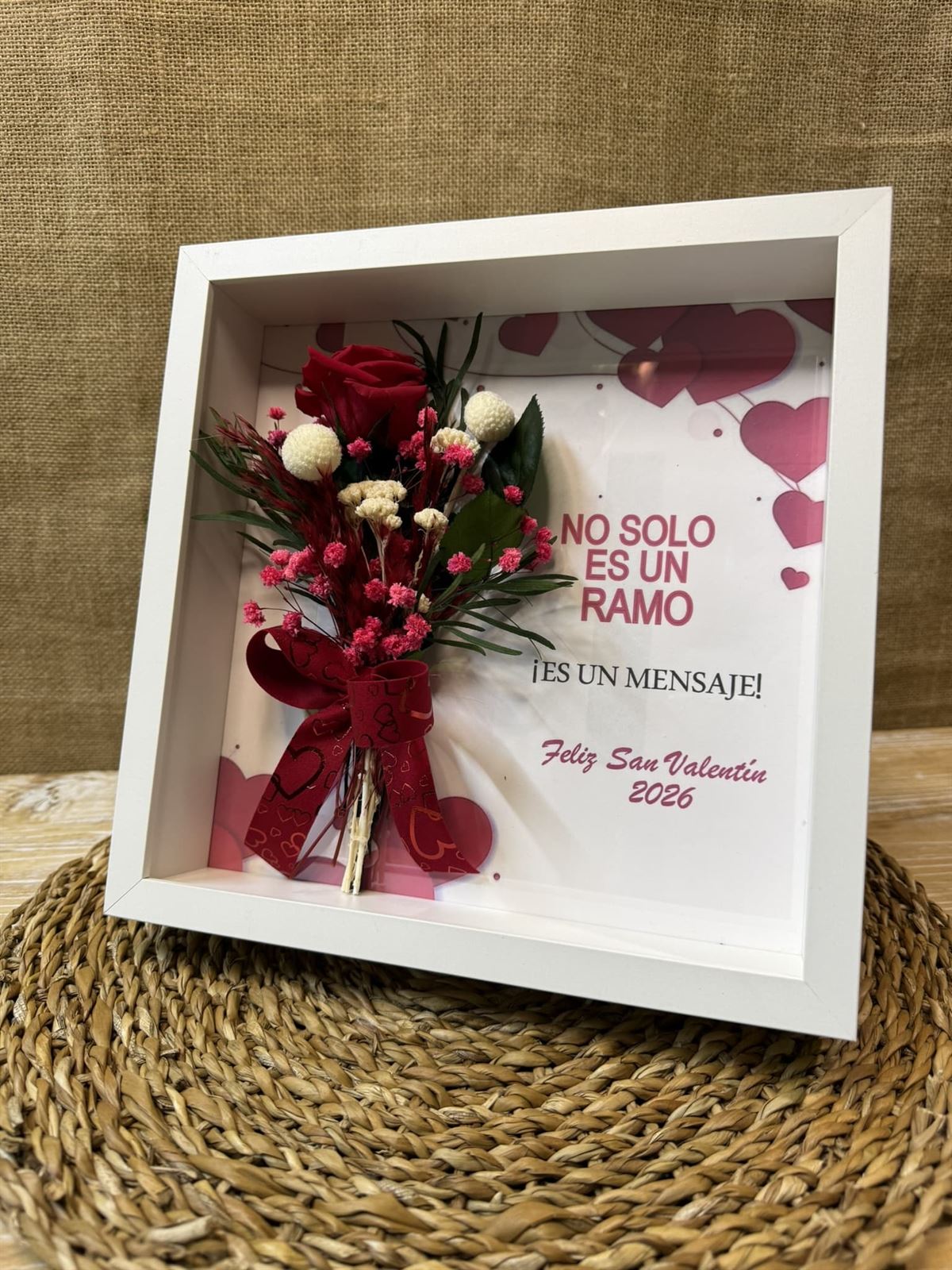 Marco en tonos rojos con frase (B) - Imagen 3