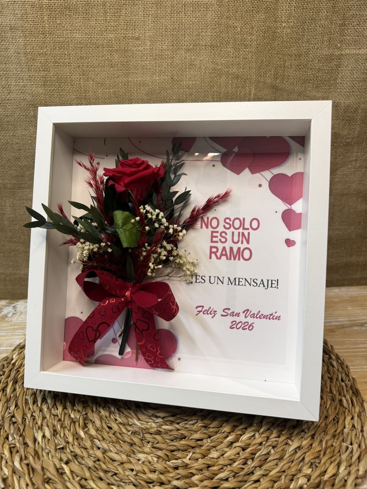 Marco en tonos rojos con frase (D) - Imagen 1