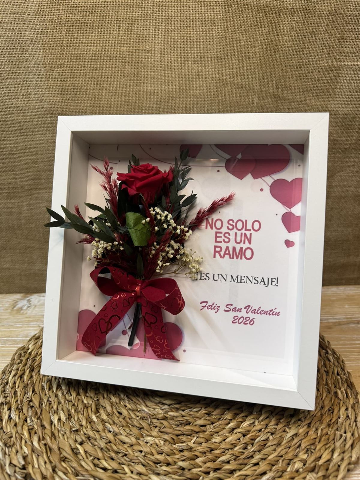 Marco en tonos rojos con frase (D) - Imagen 2