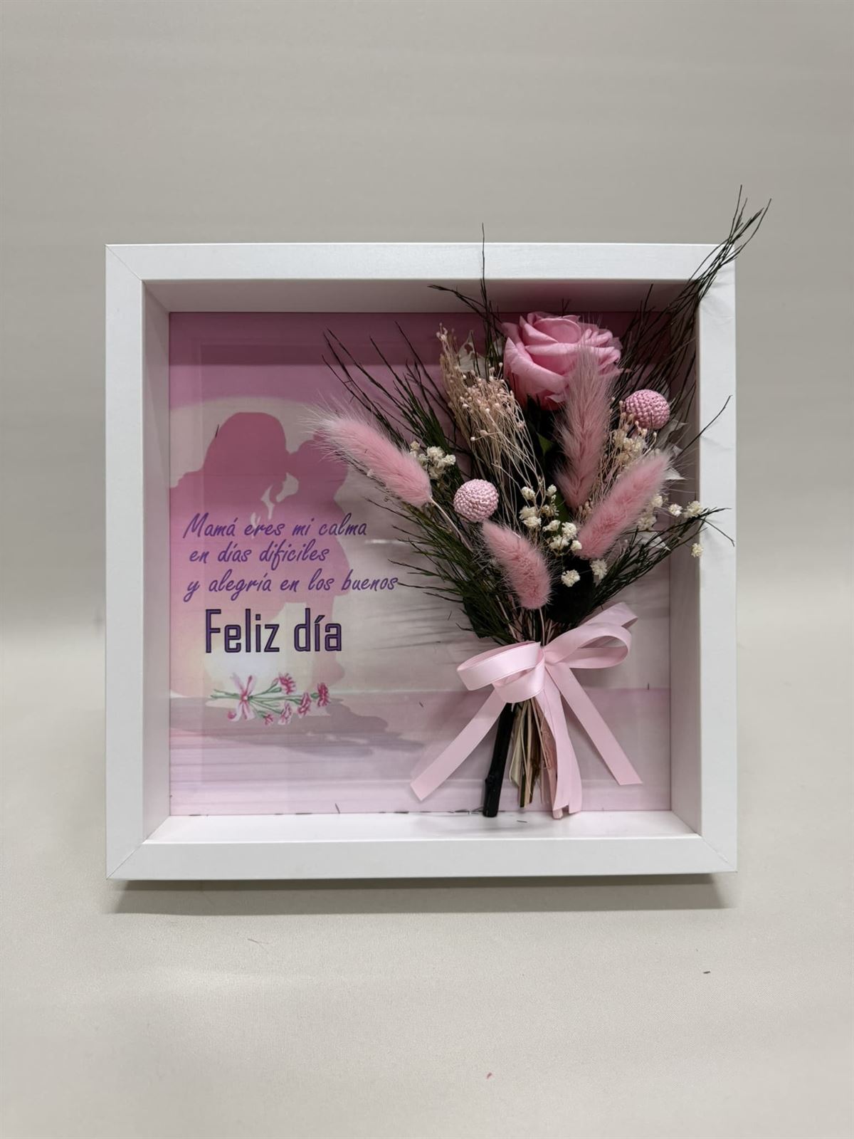 Marco en tonos rosa con frase - Imagen 1