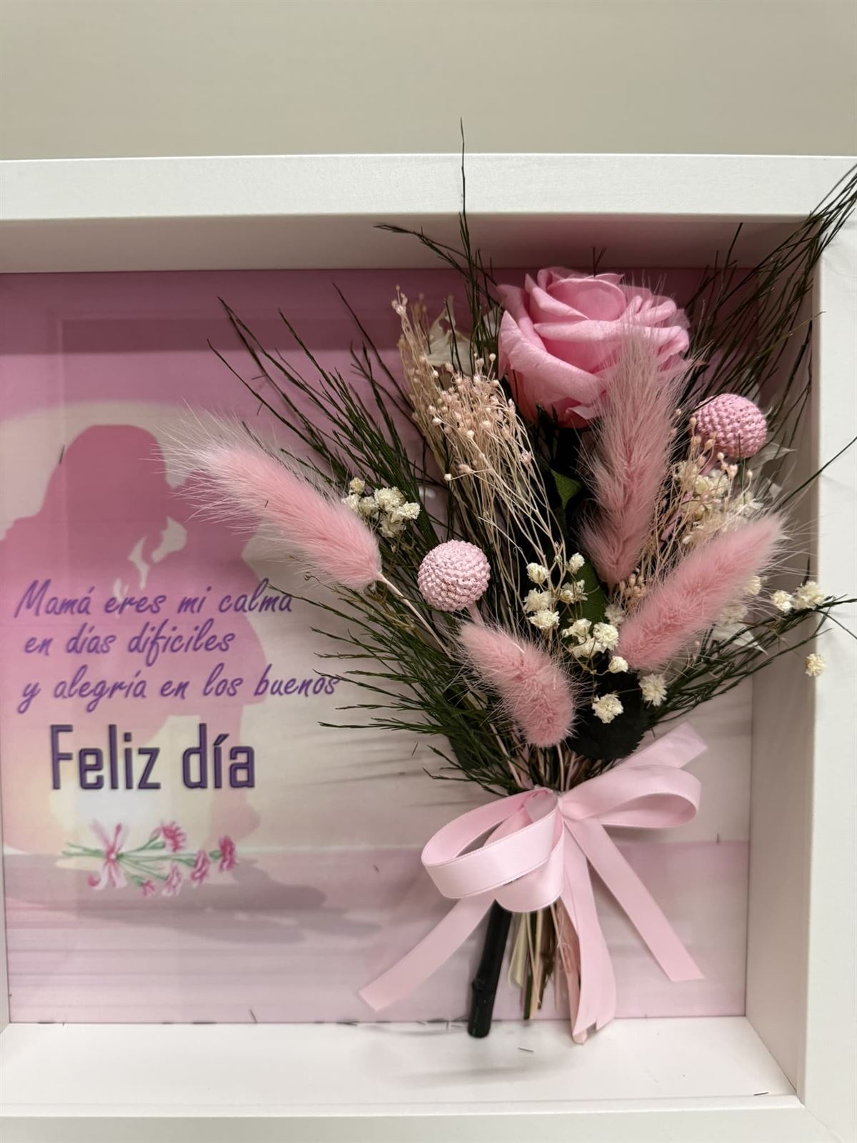 Marco en tonos rosa con frase - Imagen 3