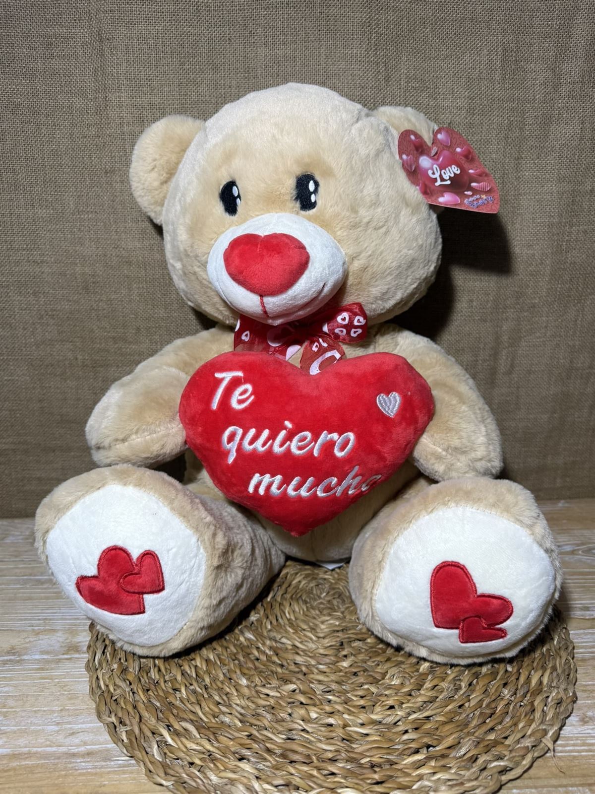 Oso marrón con corazón de "Te Quiero Mucho" - Imagen 1