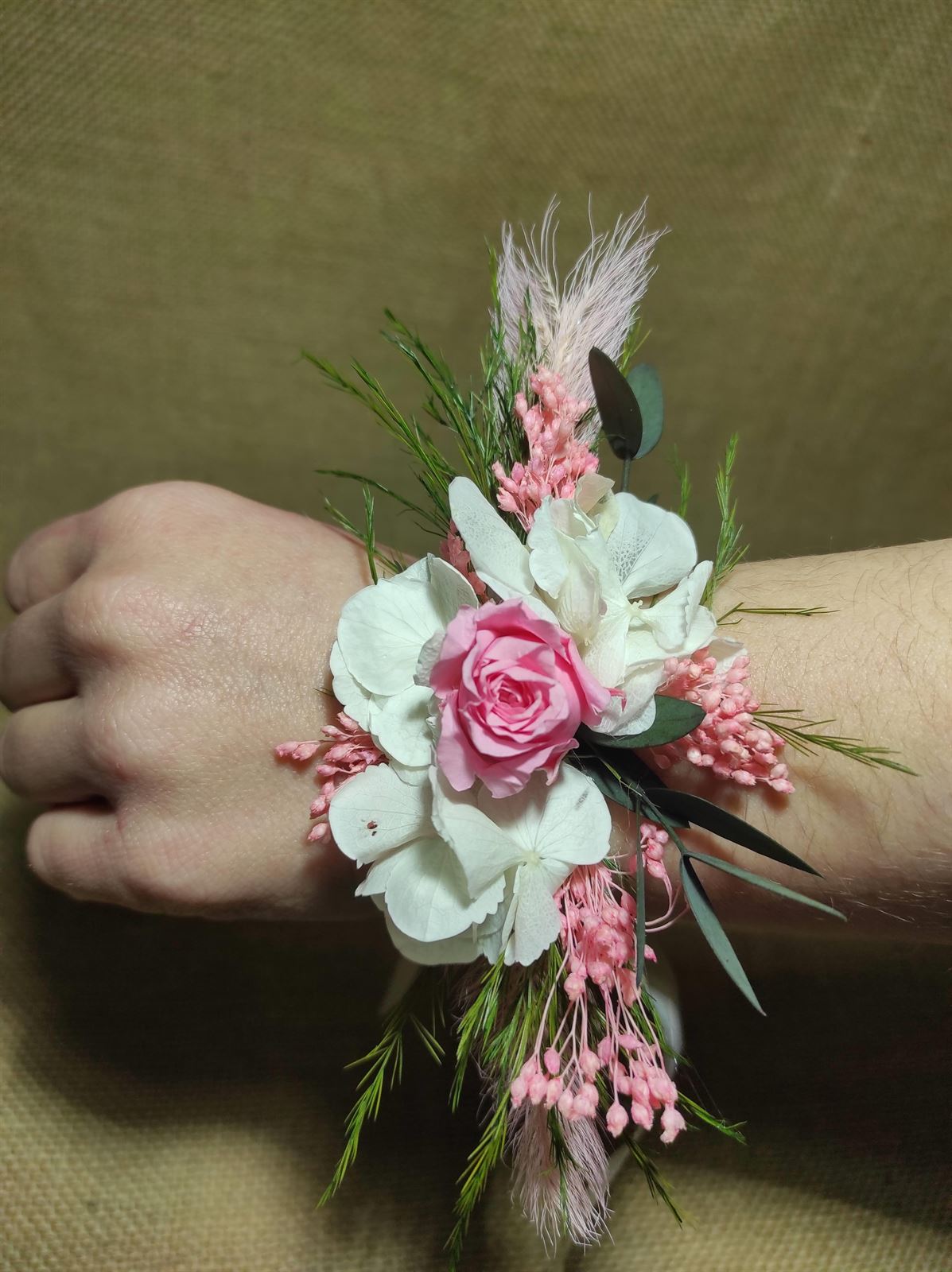 Pulsera rosa y blanco - Imagen 3