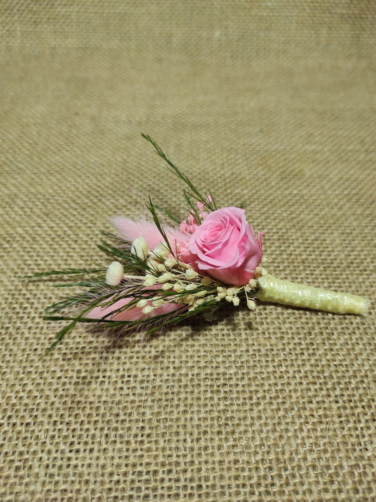 Ramillete con rosa - Imagen 2