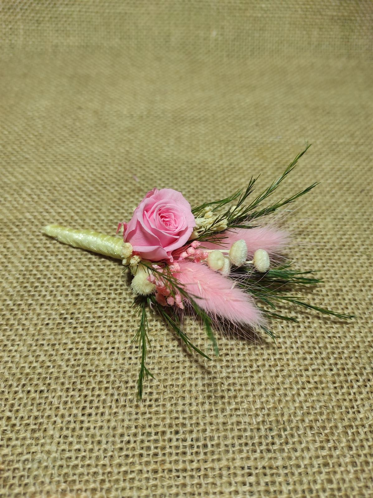 Ramillete con rosa - Imagen 3