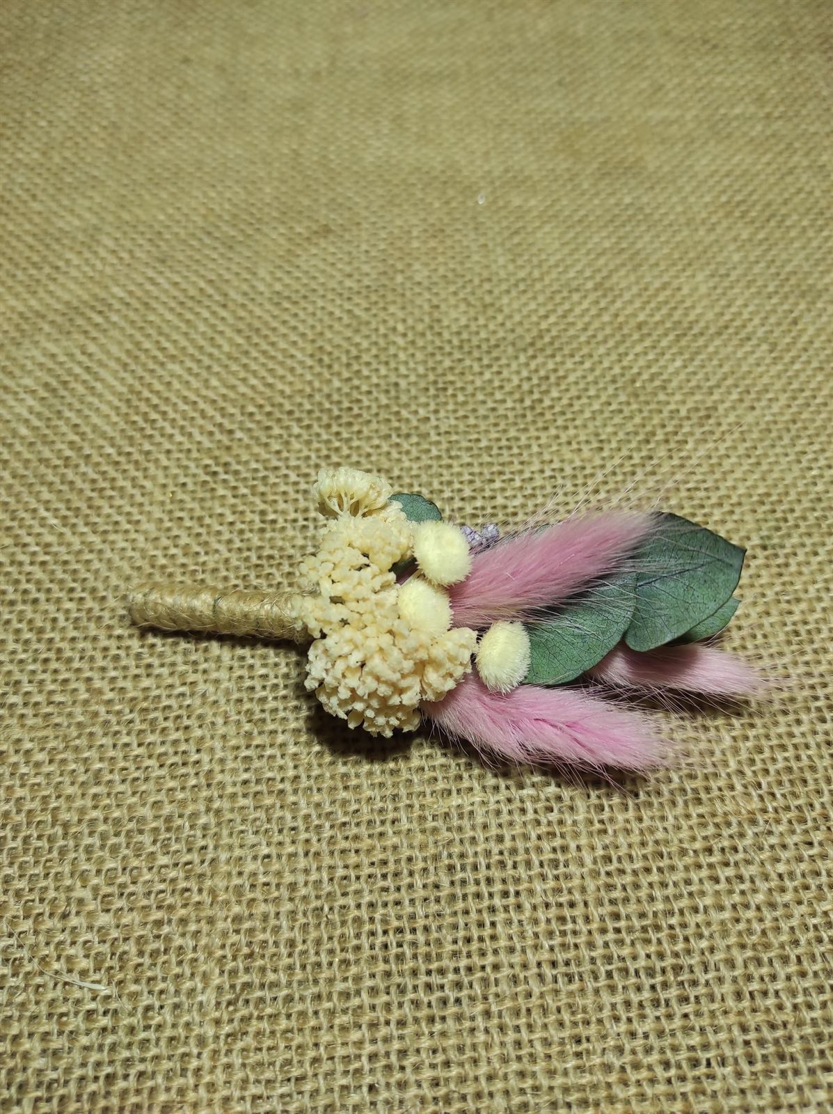 Ramillete rosa y beige - Imagen 1