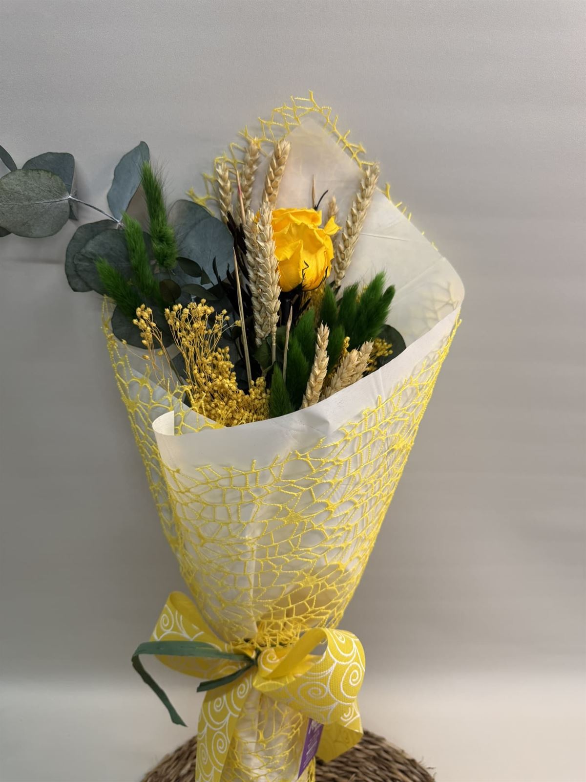 Ramo 1 rosa en tono amarillo - Imagen 4