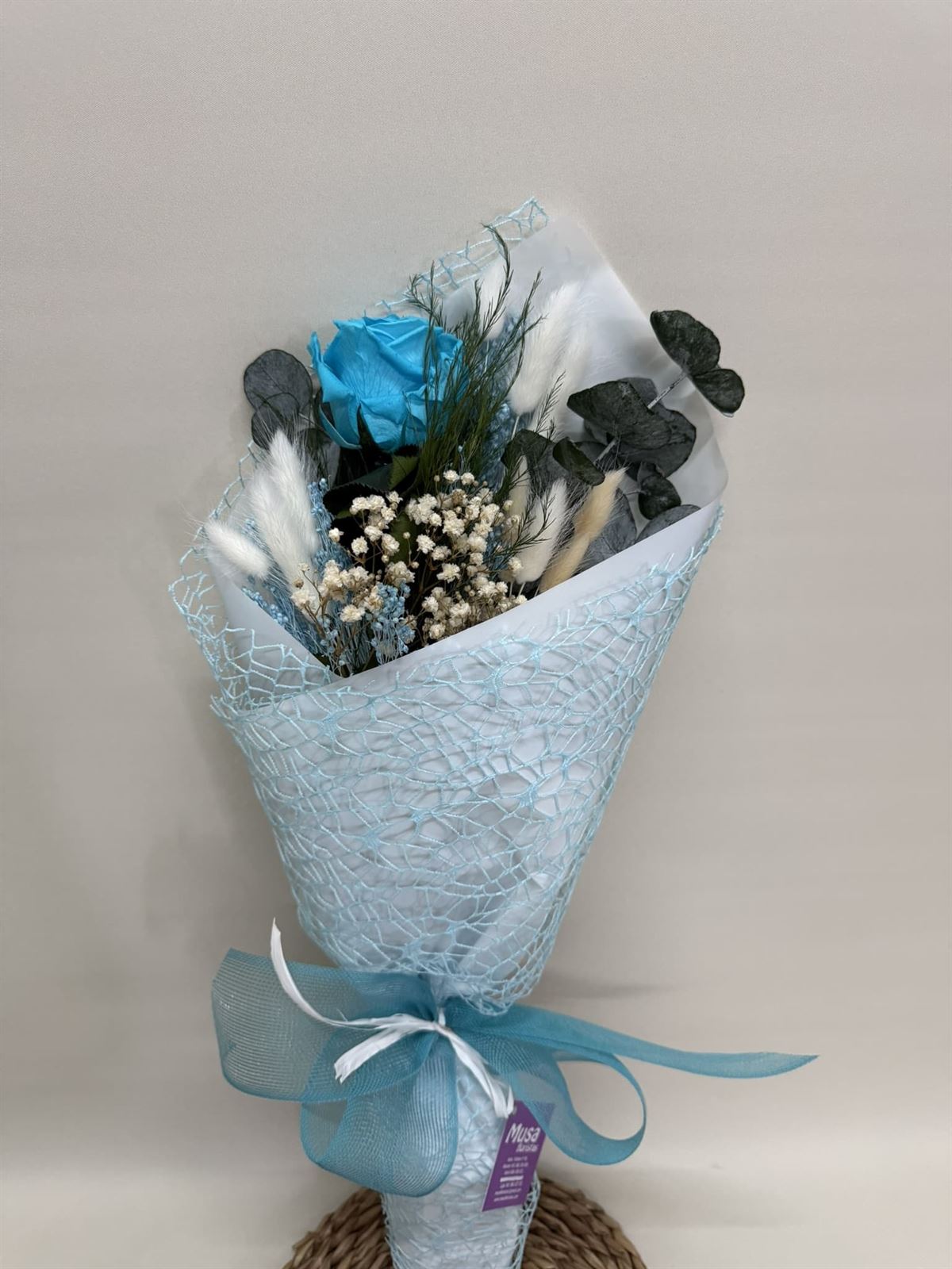 Ramo 1 rosa en tono azul - Imagen 4