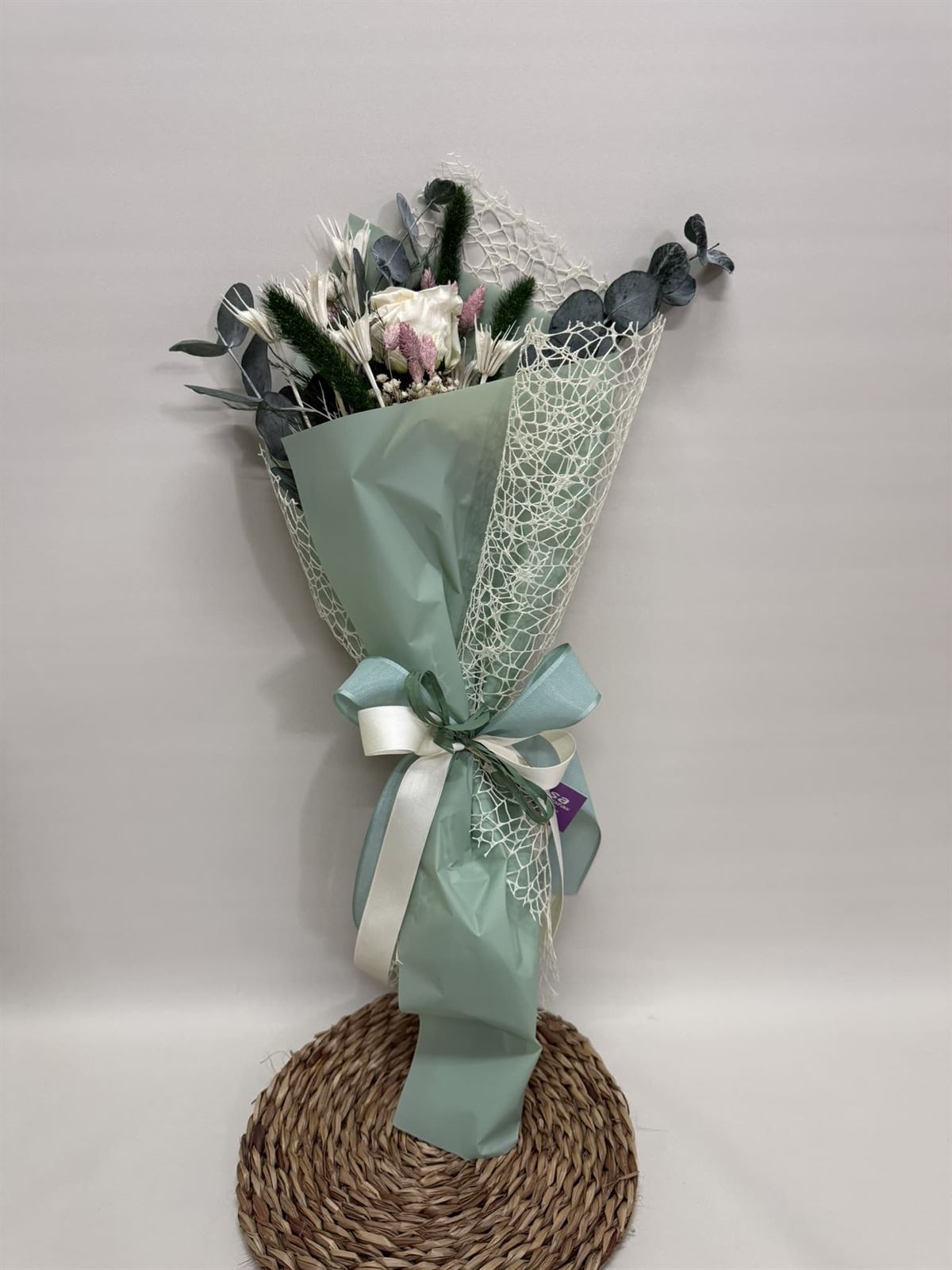 Ramo 1 rosa en tono blanco - Imagen 1