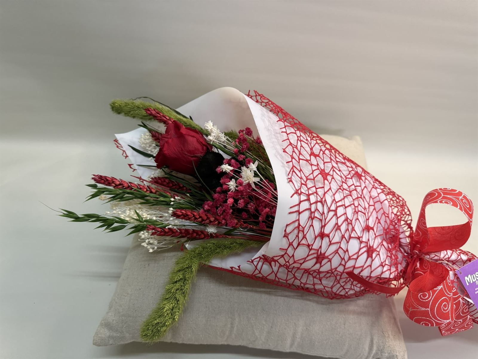 Ramo 1 rosa en tono roja - Imagen 4