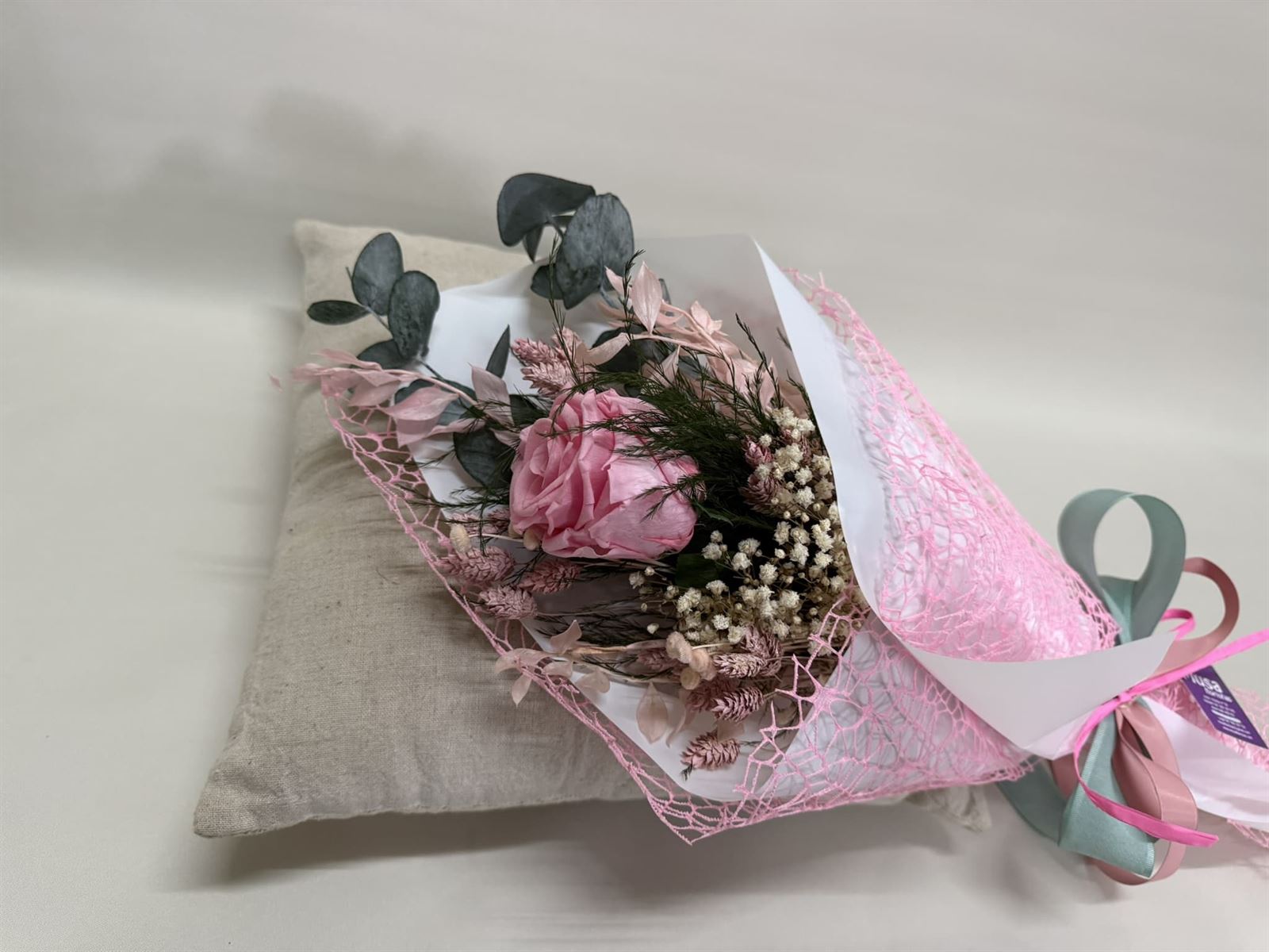 Ramo 1 rosa en tono rosa - Imagen 3