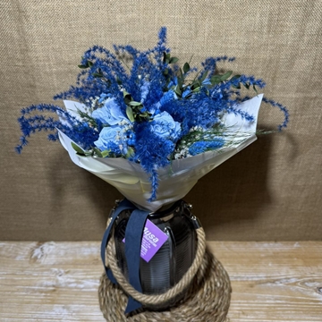Ramo azul en jarrón - Imagen 2