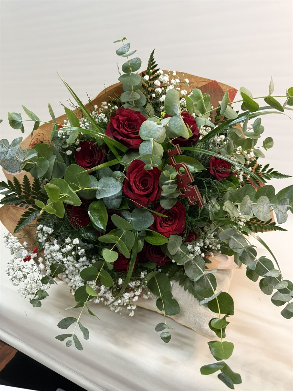 Ramo de 12 rosas rojas - Imagen 1