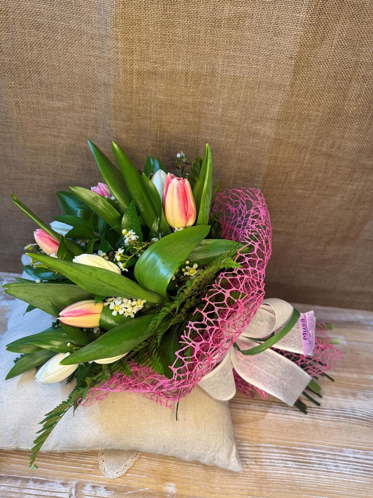 Ramo de tulipanes - Imagen 5