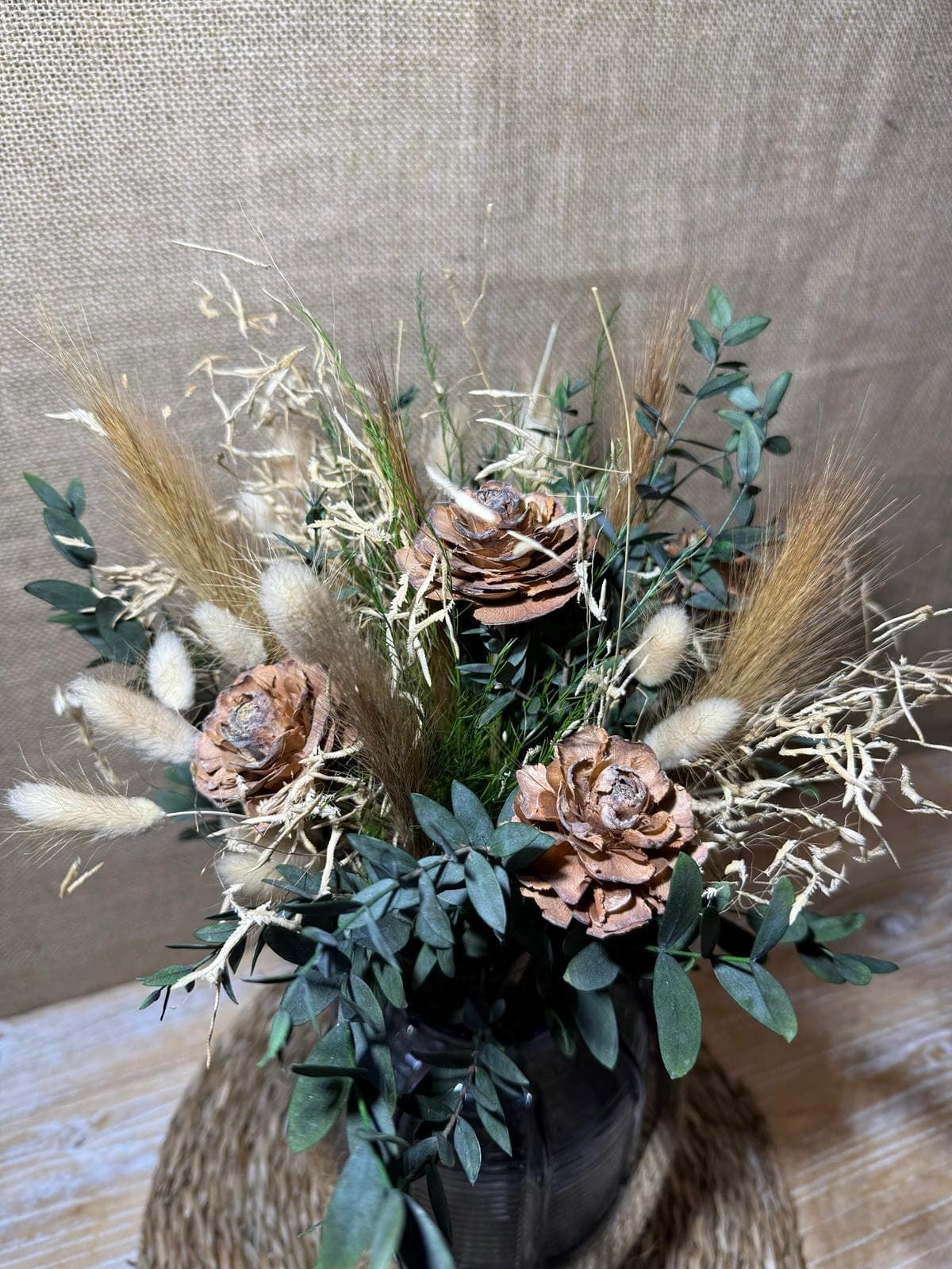 Ramo en jarrón azul - Imagen 3