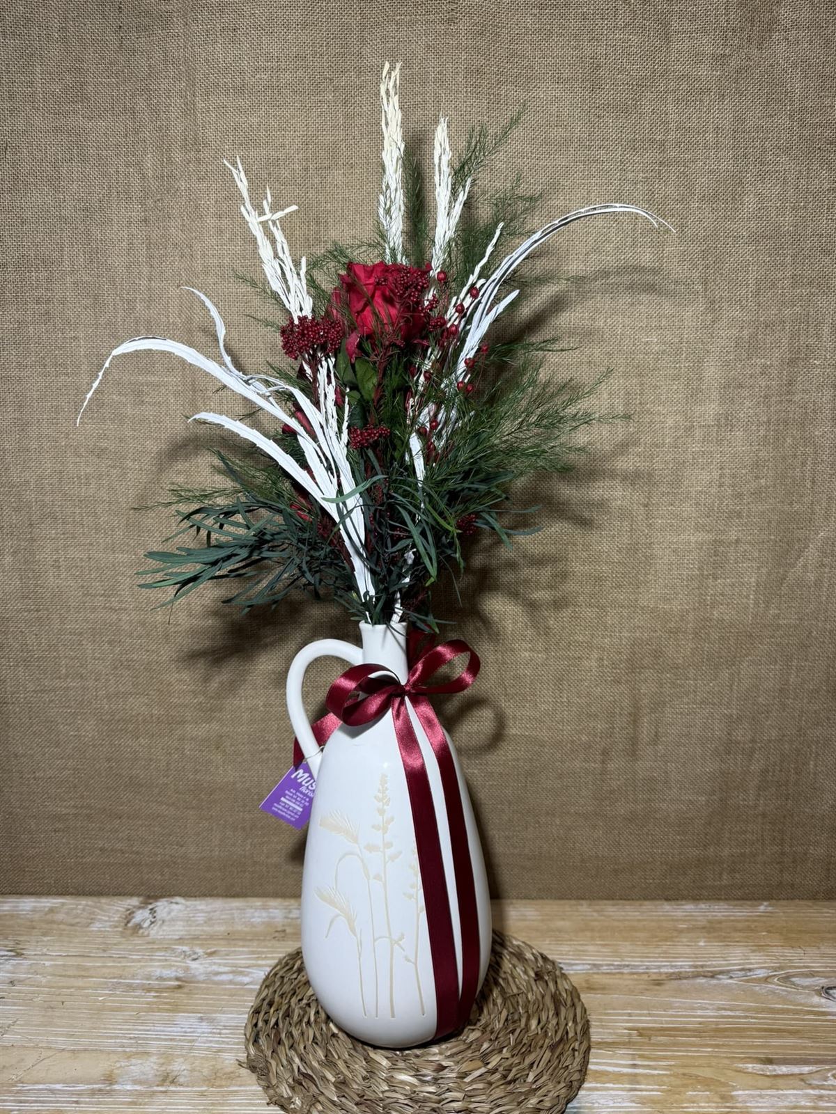 Ramo en jarrón blanco - Imagen 1