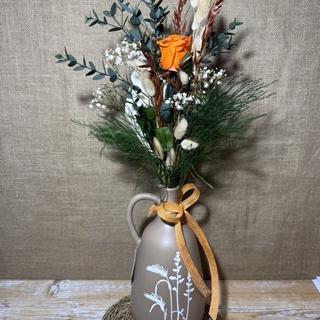 Ramo en jarrón marrón - Imagen 2