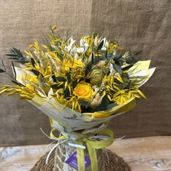 Ramo en tonos amarillos con jarrón - Imagen 2