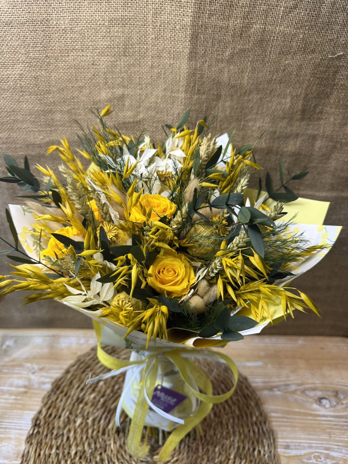 Ramo en tonos amarillos - Imagen 2
